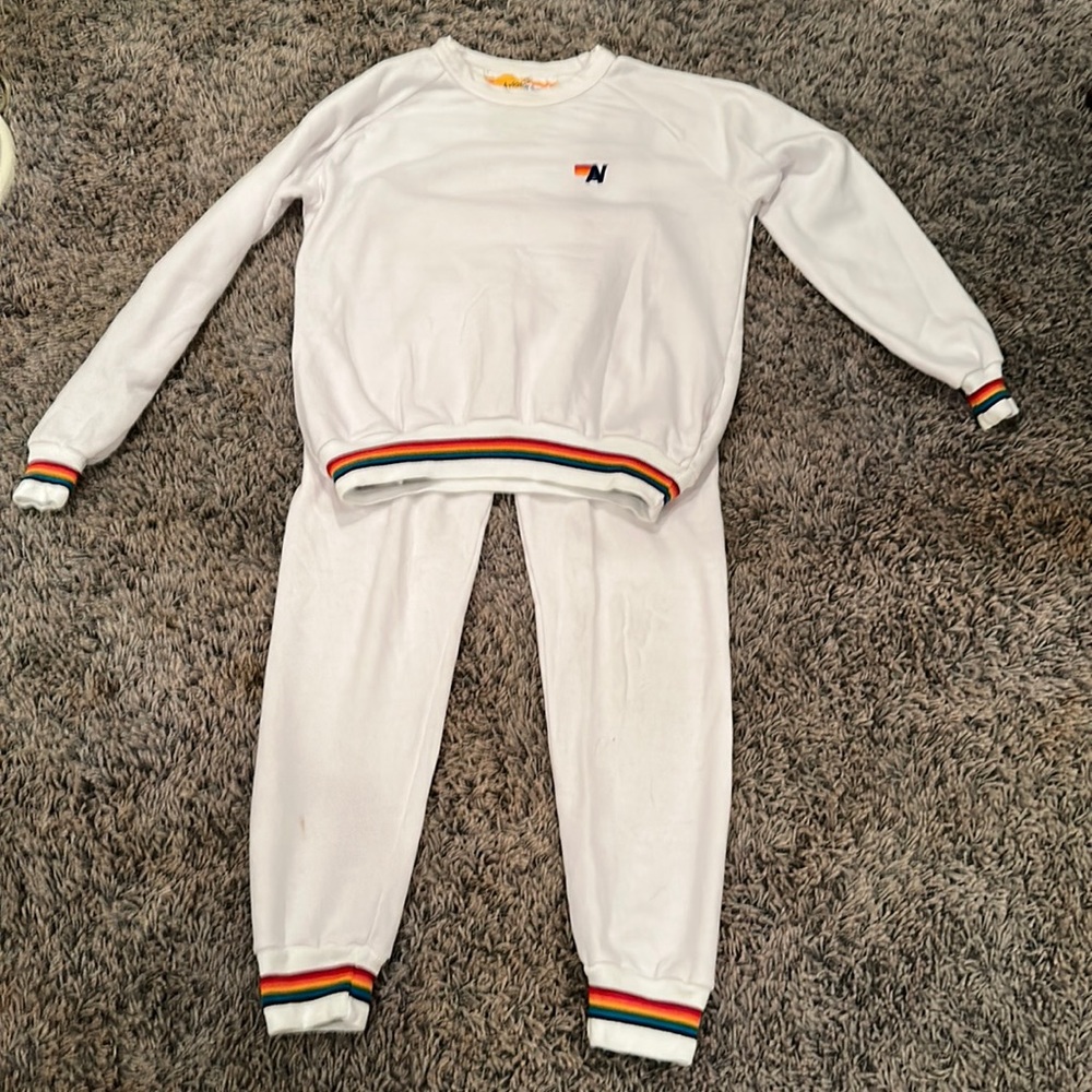 Aviator Nation XS sweat suit. No flaws . Worn once. Very Comfy.